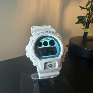 Casio G-Shock White and Blue Smartwatch